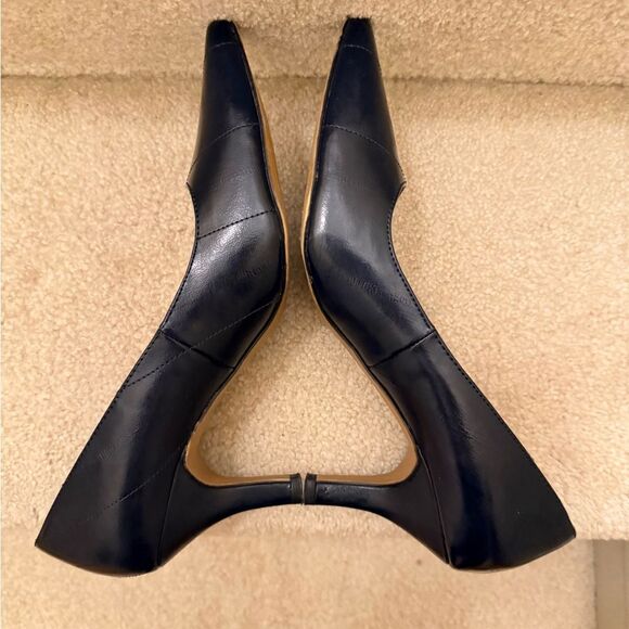 Karen Scott Clancy Pointed Toe Classic Pumps Heels Navy Blue Size 9M - Picture 6 of 9